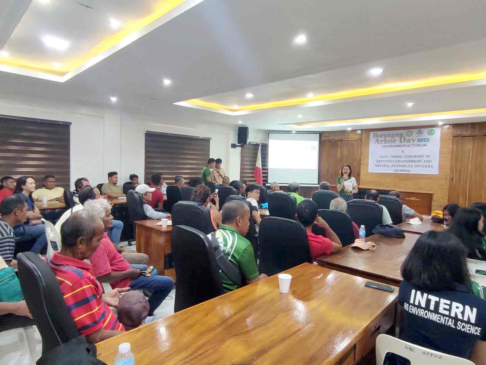 You are currently viewing OATH-TAKING CEREMONY HAN BORONGAN CITY DENRO’s NGAN PAGHATAG HIN PREMYO HAN MGA DAUGAN HAN BIGGEST FOREST TREE COMPETITION, GINDUMARA HA SP SESSION HALL